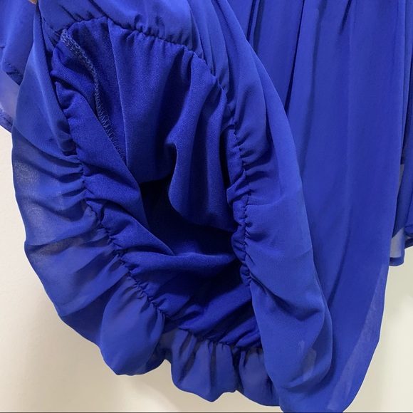 Women’s Tops - Picture 4 of 4